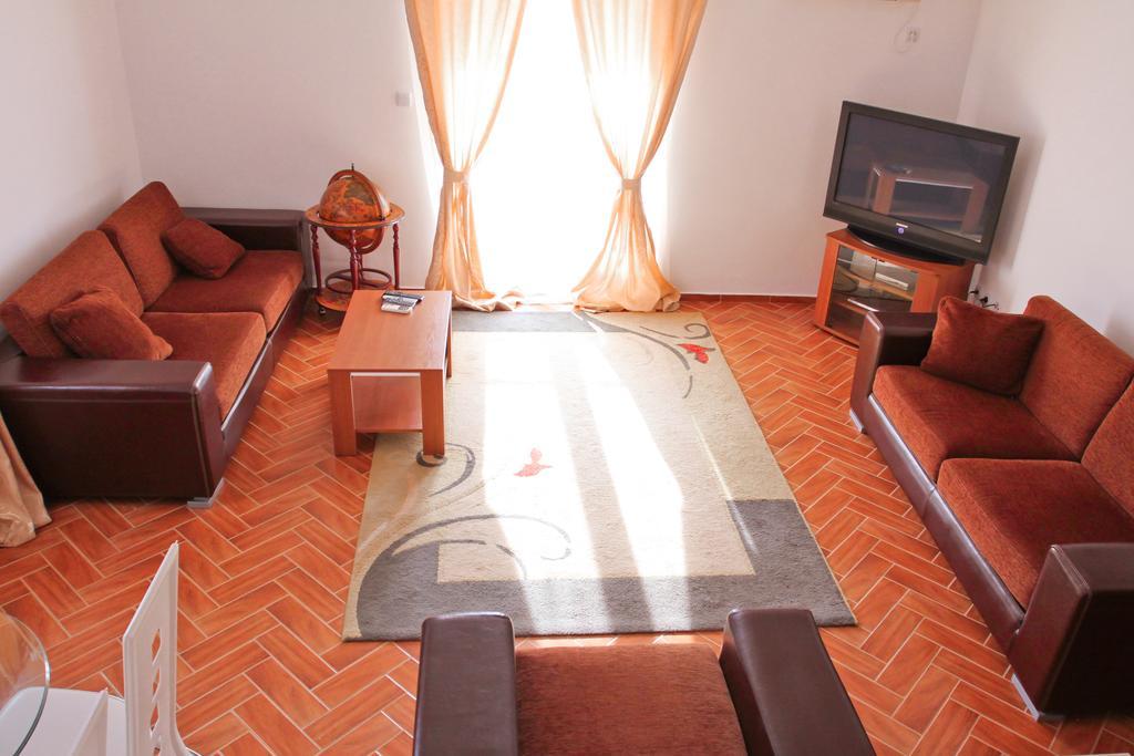 Bianca Apartments แฮร์เซ็ก-โนวี ภายนอก รูปภาพ