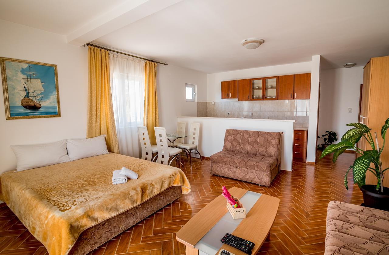 Bianca Apartments แฮร์เซ็ก-โนวี ภายนอก รูปภาพ