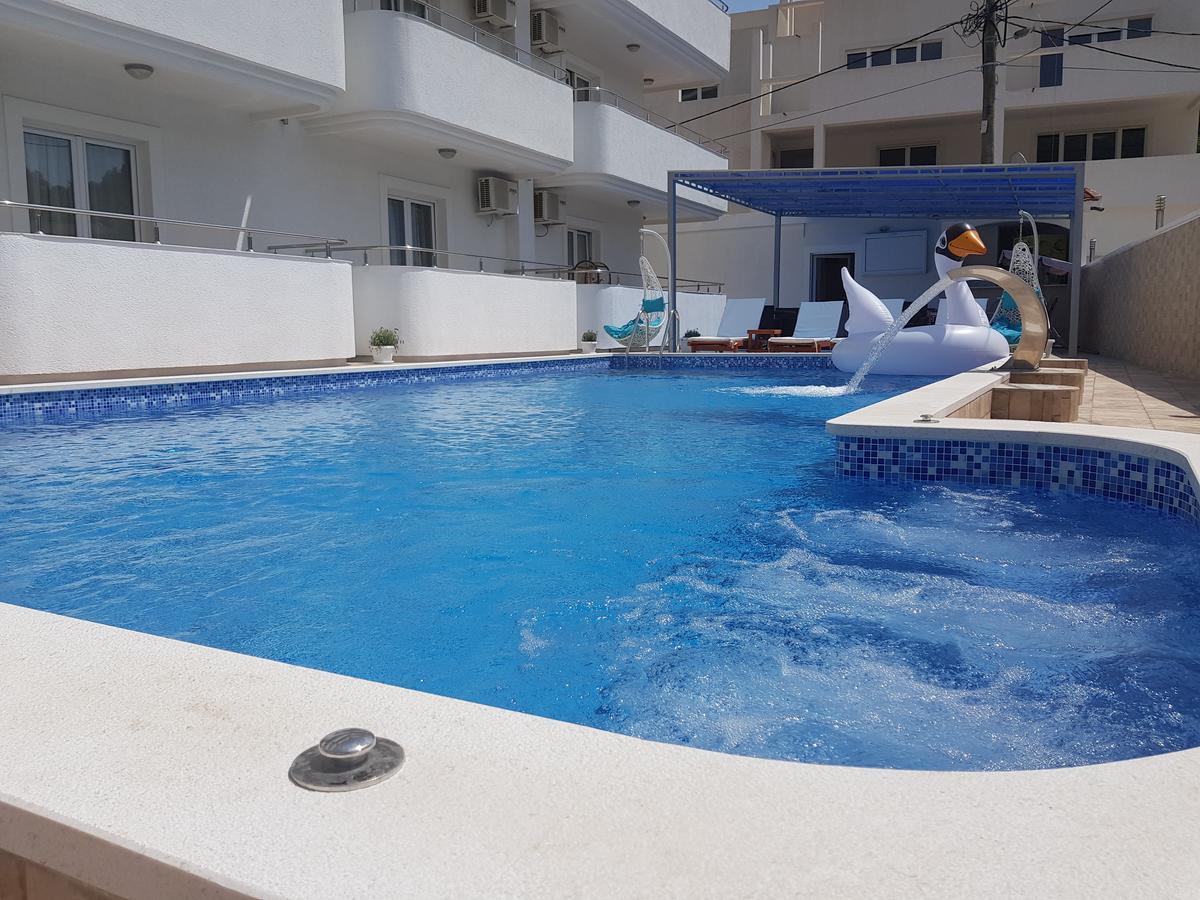 Bianca Apartments แฮร์เซ็ก-โนวี ภายนอก รูปภาพ